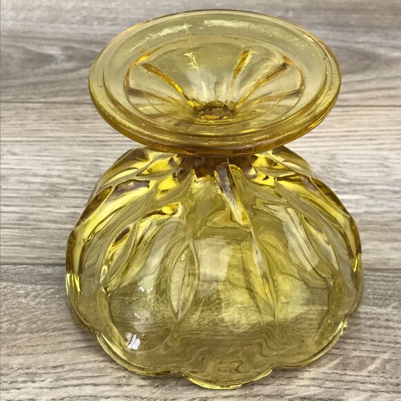 Vintage Amber Glass Footed Sherbet Bowls by Anchor Hocking, Fairfield Pattern - Picture 9 of 10